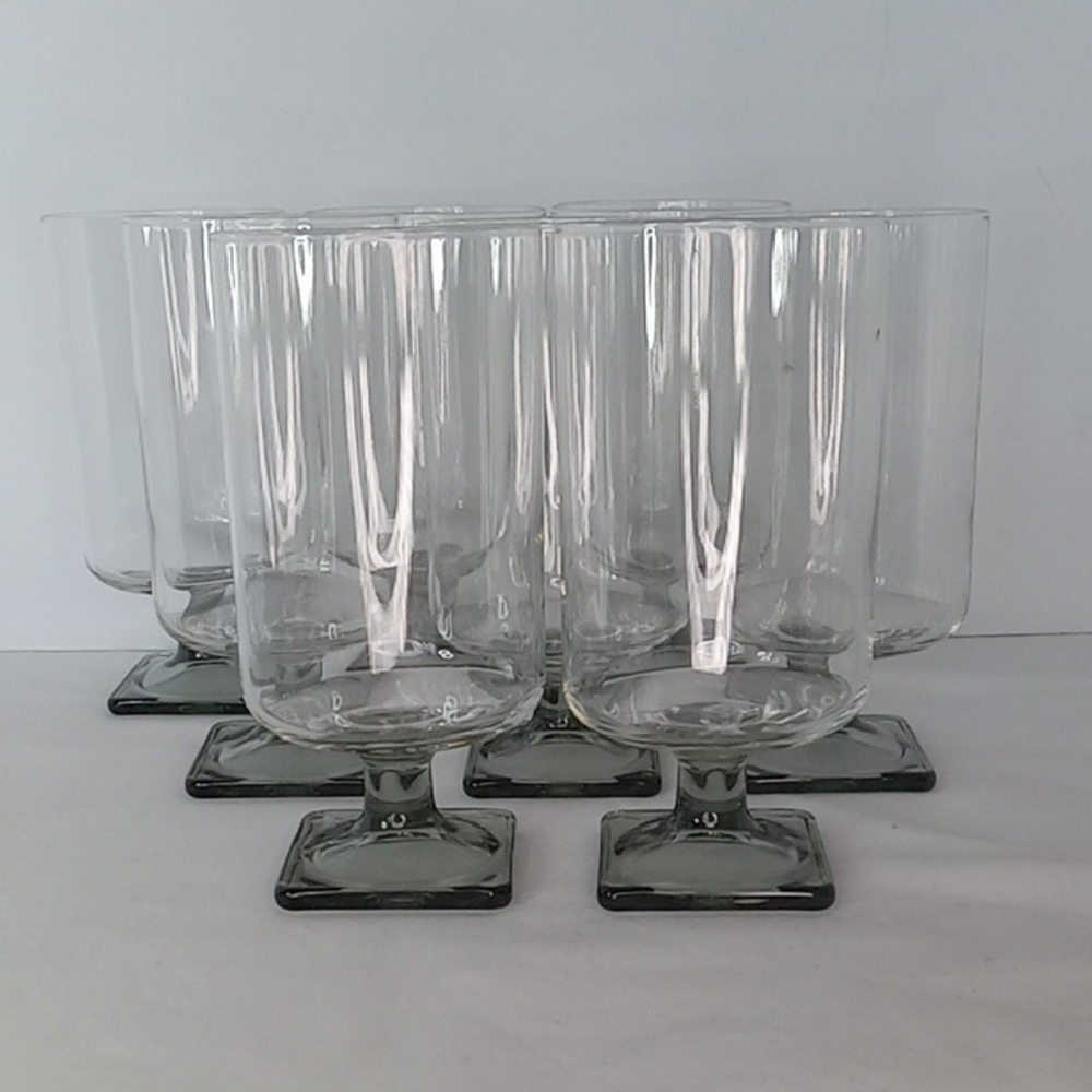 Vintage 8 Federal Water/Wine Nordic Midnight Square Base Smokey Grey Goblets